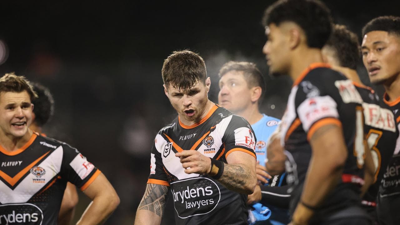 Second spoon threat motivates Tigers amid fresh turmoil