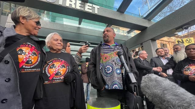 Barngarla people cheer after halting Kimba nuclear dump