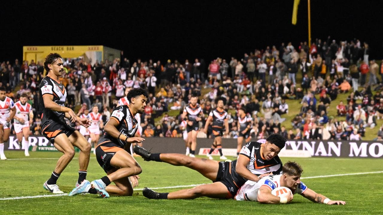 Tigers close on NRL wooden spoon with loss to Dragons