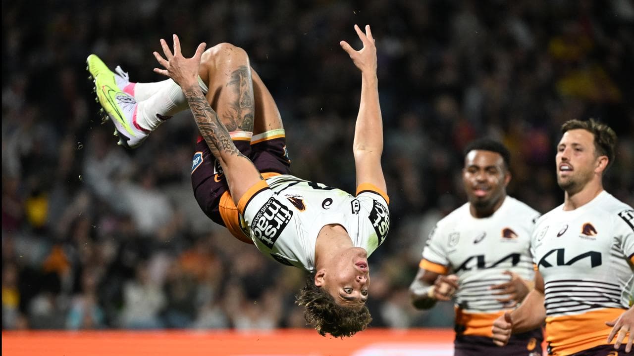 Walsh magic inspires Broncos win over woeful Rabbitohs