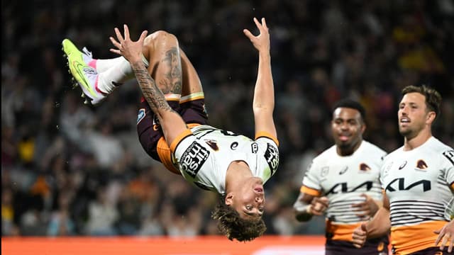 Walsh magic inspires Broncos win over woeful Rabbitohs