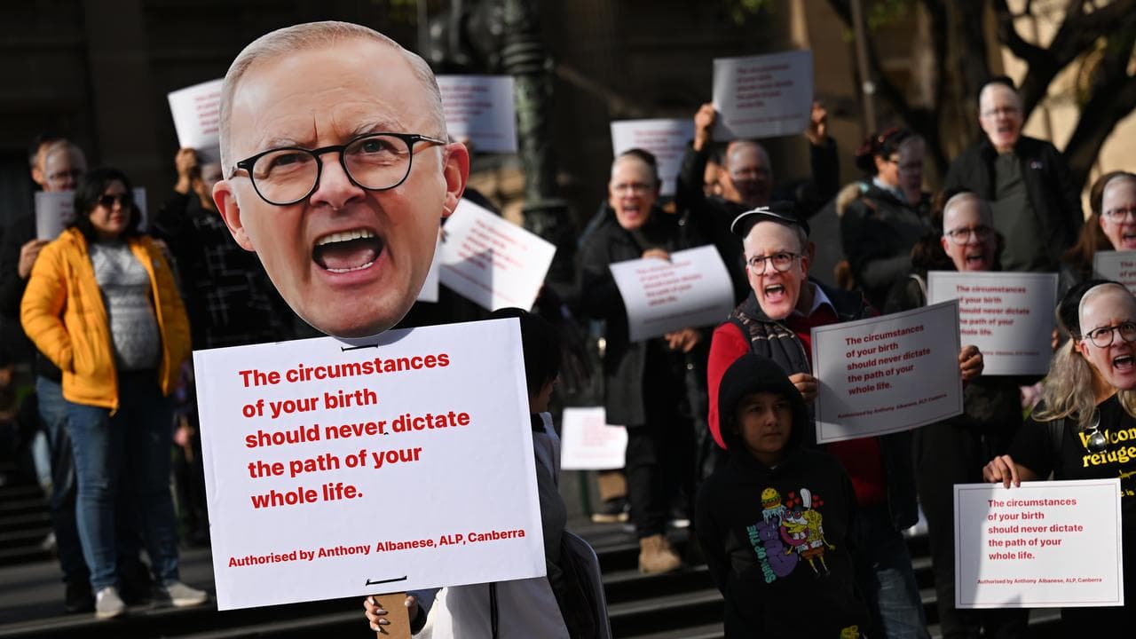 Nationwide rallies decry decade-long offshore detention