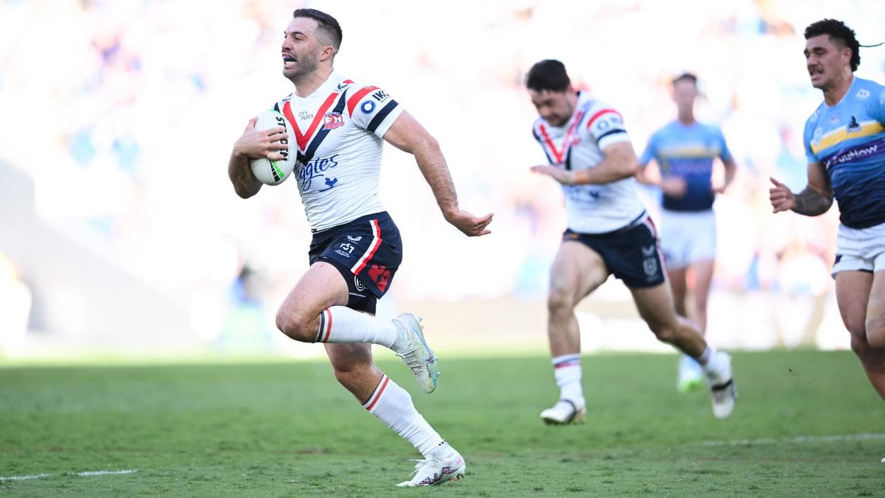 Tedesco terrorises Titans as Roosters stay alive in NRL