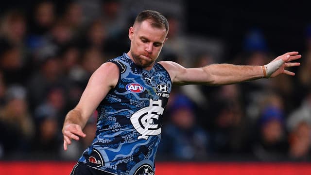 Magpies' Cox pays tribute to Carlton rival Docherty