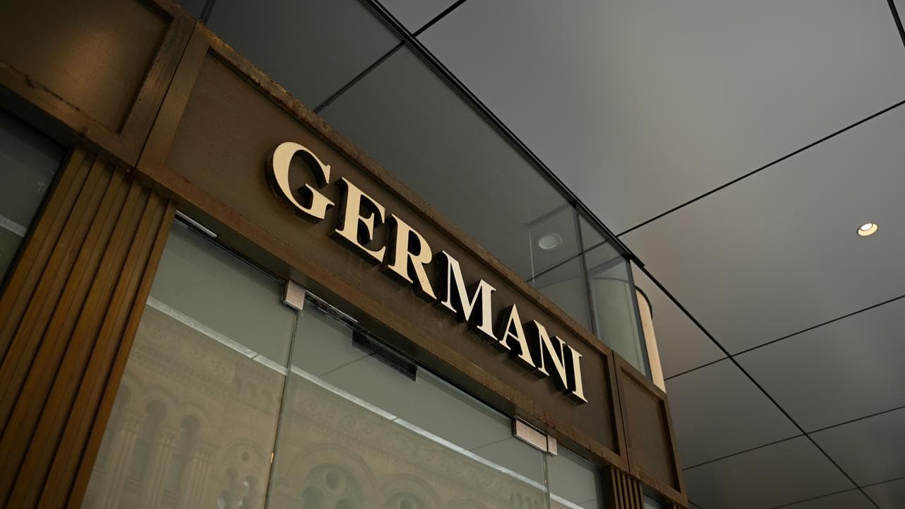 Mystery surrounds proceeds of $2.8m jewellery theft