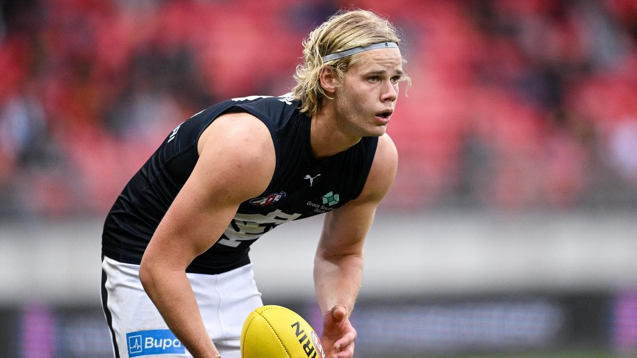Carlton's De Koning signs new two-year contract