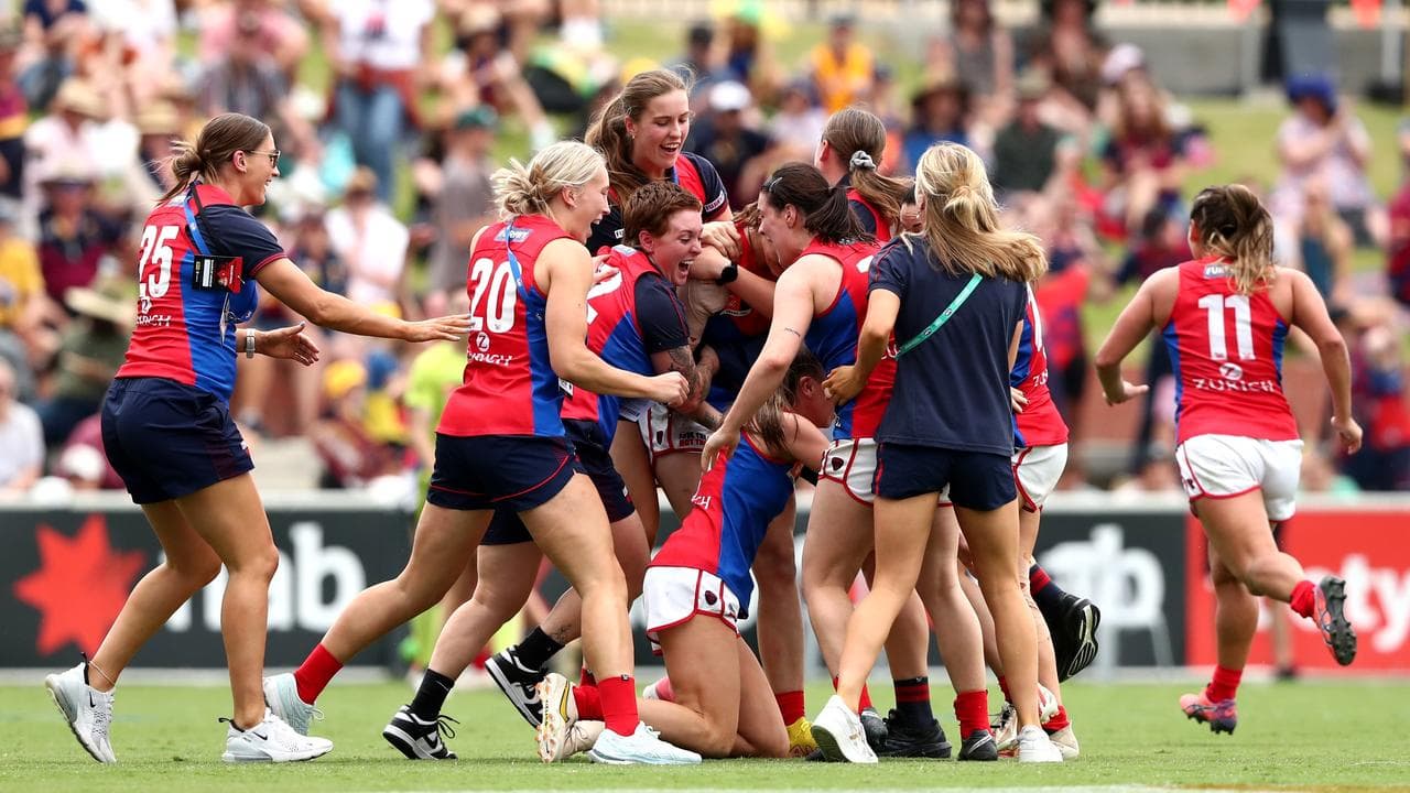 AFLW lock in two-week pre-season schedule