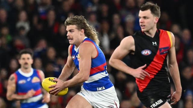 Beveridge hopes 'Baz' has a ball in 100th AFL match