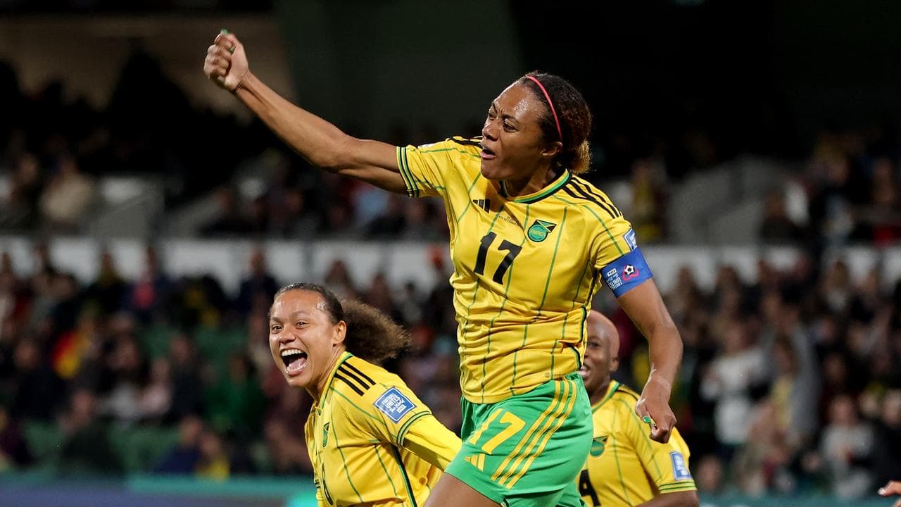 Jamaica beat Panama 1-0 to set up huge Brazil clash
