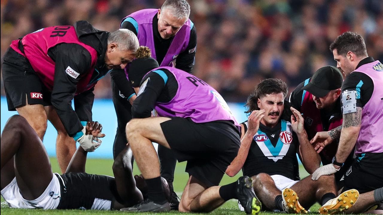 Port issued 'please explain' over Aliir head knock