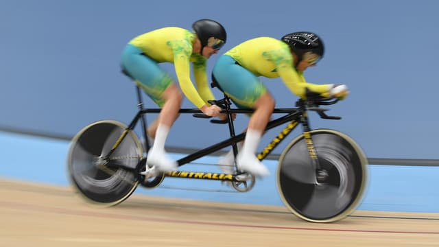 Para-cyclists win first Aussie medals at 'Super Worlds'