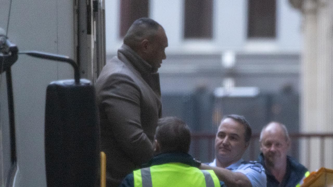 Father killed not intended shooting target, jury hears