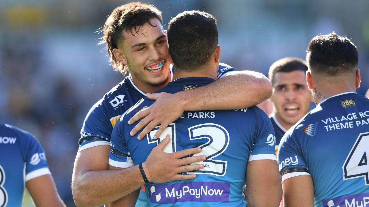 Tino, Fifita re-sign with Titans in huge Hasler coup
