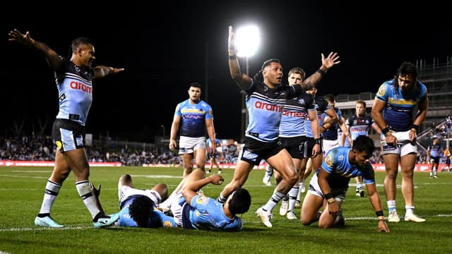 Cronulla overpower Gold Coast en route to 36-6 NRL win