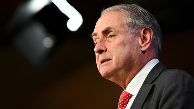 Senator says Labor stoush avoided after Israel change