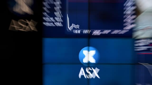 Australian shares suffer worst week in nearly a year