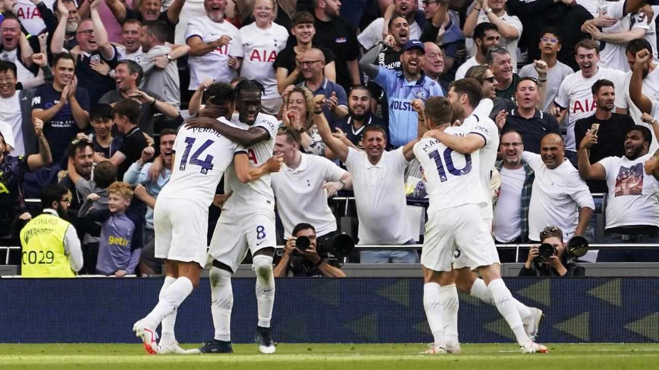 Postecoglou makes winning home debut with Spurs