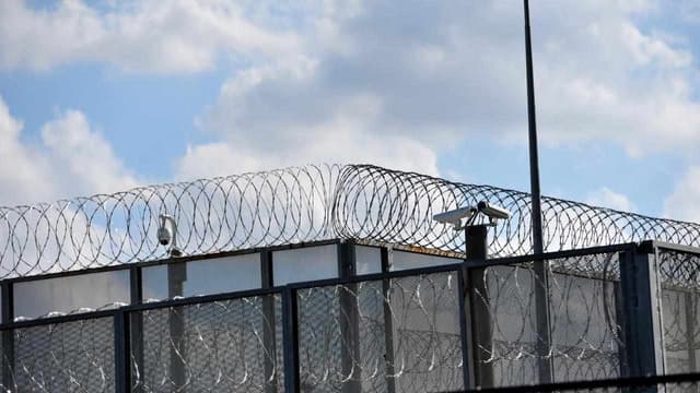 Prisoner released by mistake charged with escape