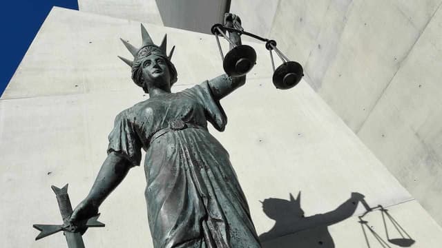 Man jailed for 'traumatic' attacks on crash bystanders