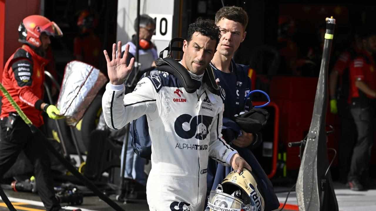 Surgery a possibility for Ricciardo after Dutch crash