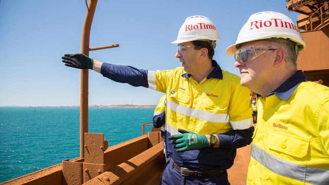 Albanese visits Pilbara ahead of Perth cabinet meeting