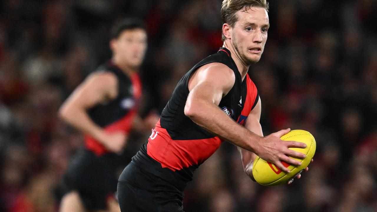 Bombers star Parish turns back on free agency