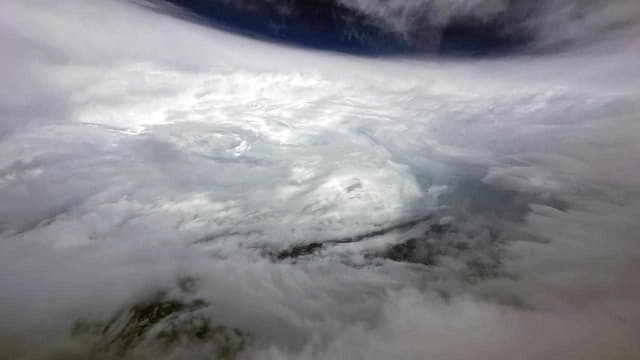 Typhoon Saola hits Guangdong after slamming Hong Kong