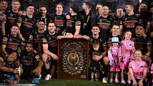 Penrith clinch NRL minor premiership, end Cowboys' year