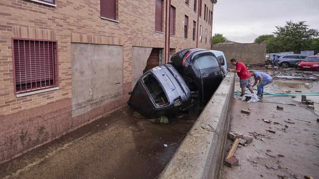 Five dead, three missing after storms damage Spain