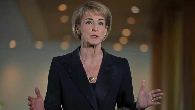 Bill to close labour hire loopholes pushed into 2024