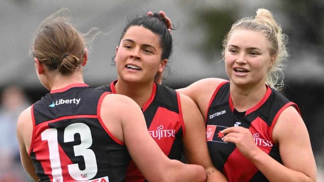 Prespakis stars in Bombers' Windy Hill win over Saints