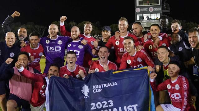 Melbourne Knights to play Roar in Australia Cup semis