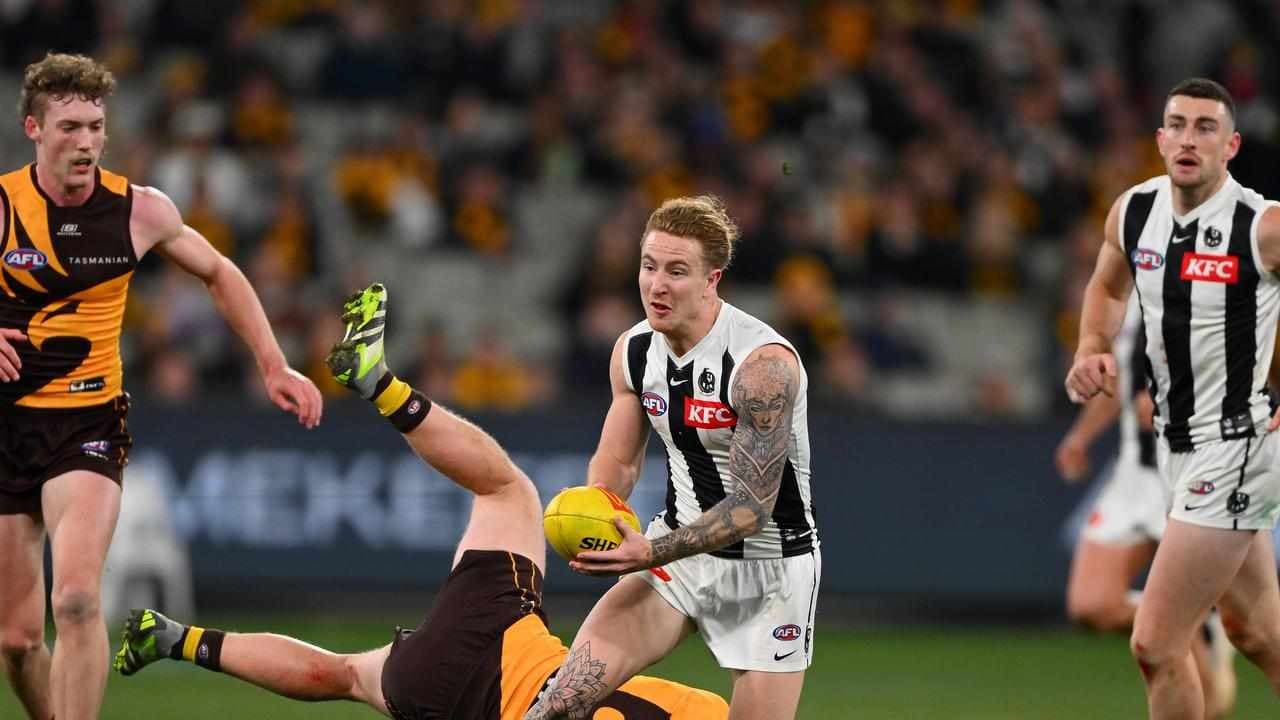 Beau McCreery senses Magpies' pressure in AFL flag hunt