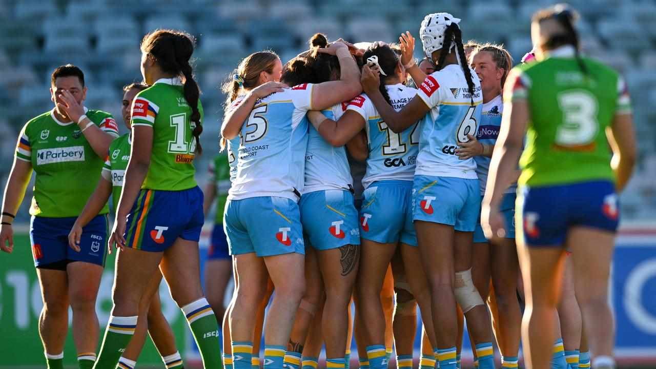 'Gold for Gold': The slogan pushing Titans' title dream