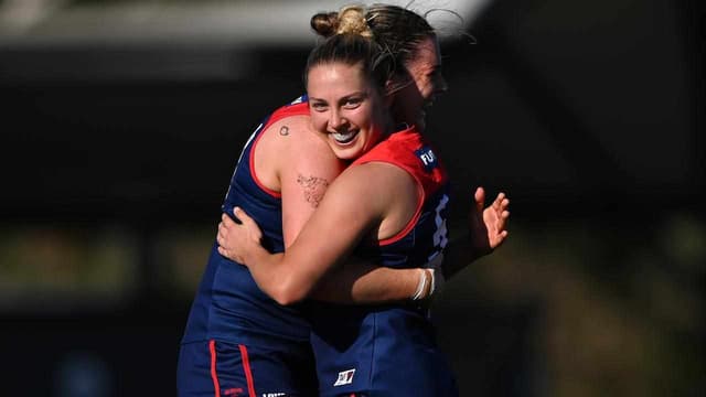 Hanks leads Demons to AFLW thrashing of Hawks
