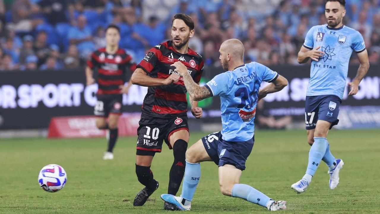 Sydney spat prompts Ninkovic to put retirement on hold