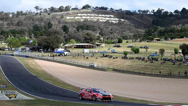 Kostecki takes provisional pole for Bathurst 1000