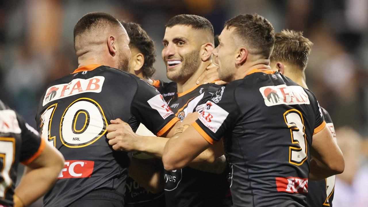 Tigers to keep Twal, Souths extend Koloamatangi