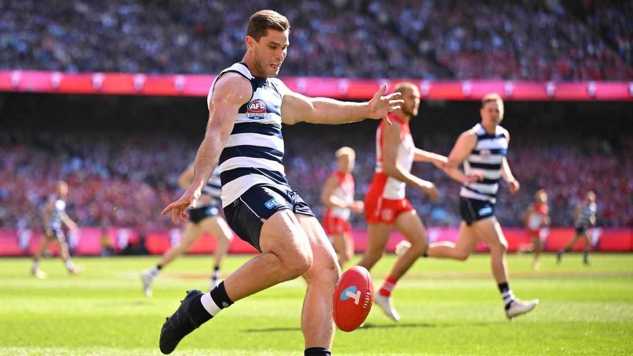 Demons fall short in bid to nab star Geelong spearhead
