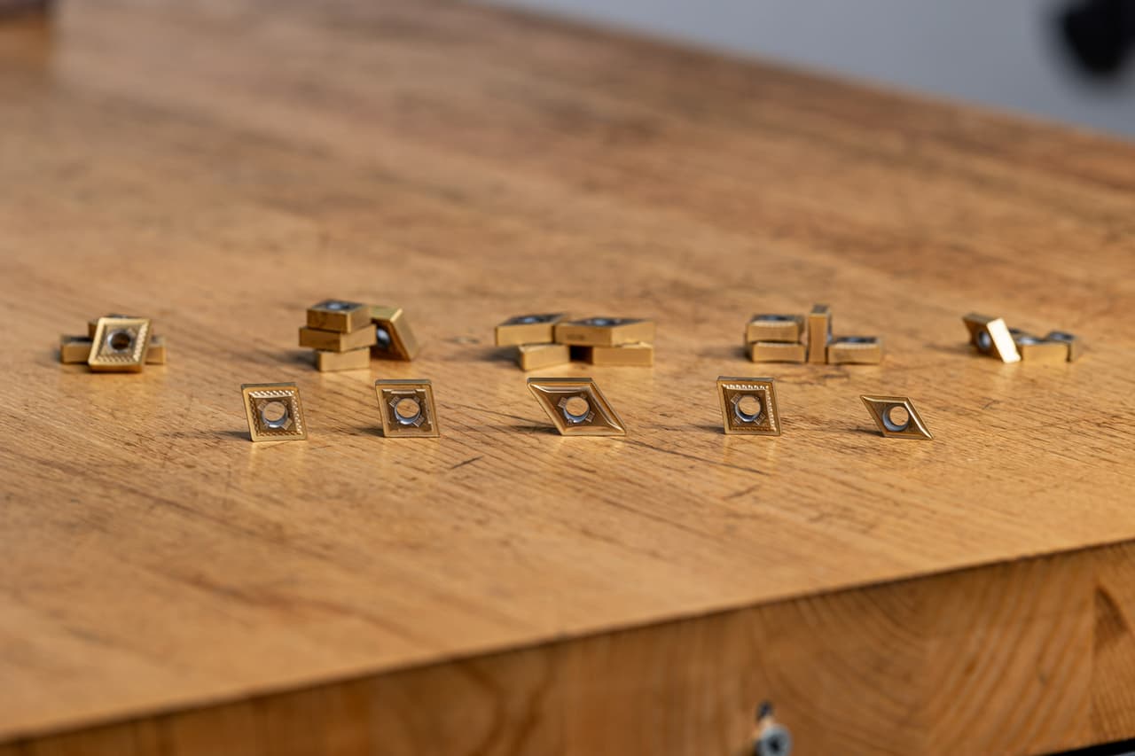 KENNAMETAL INTRODUCES NEW TURNING GRADE FEATURING KENGOLD TECHNOLOGY