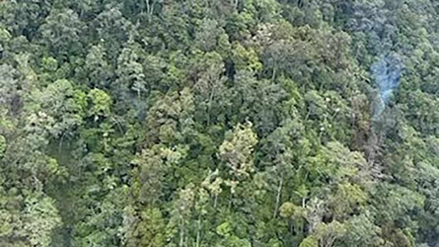 Plane crashes into mountain, killing two grandparents