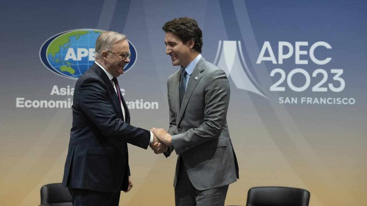 Australia looks for China counterbalance at key summit