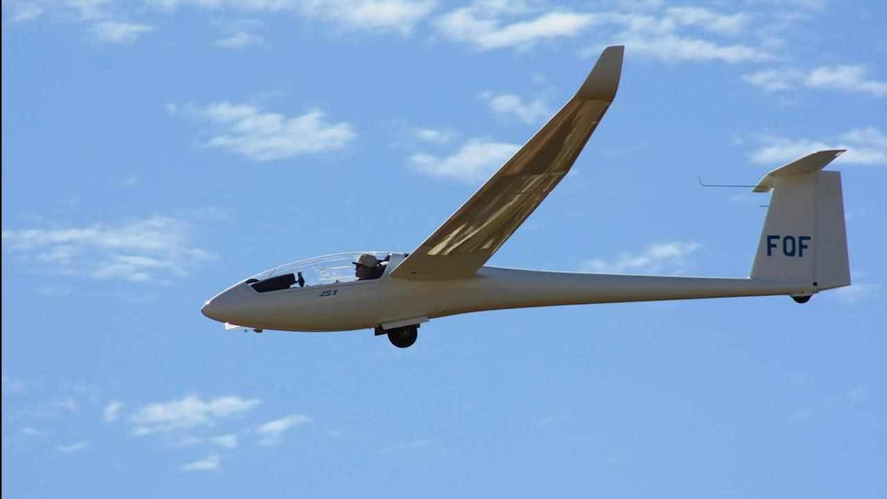 Magic in the sky as world's top pilots head to the bush