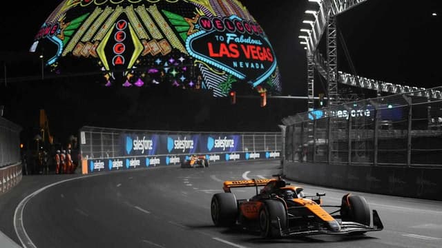 Piastri hailed for 'mega drive' at the Las Vegas GP