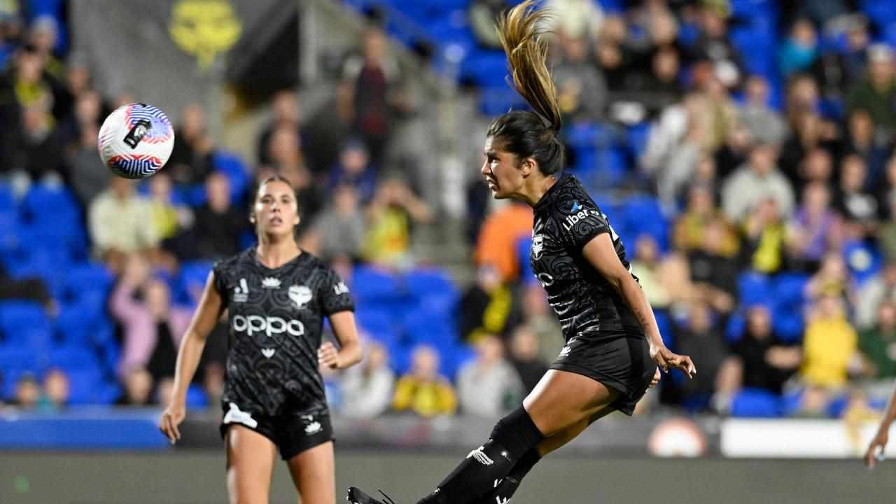 Wellington midfielder quits ALW for financial reasons