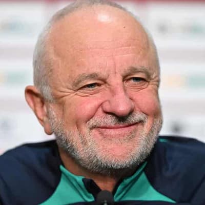 Arnold's mind on Olympics when naming Asian Cup squad
