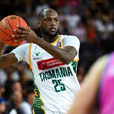 JackJumper Doyle flies to US after father's death