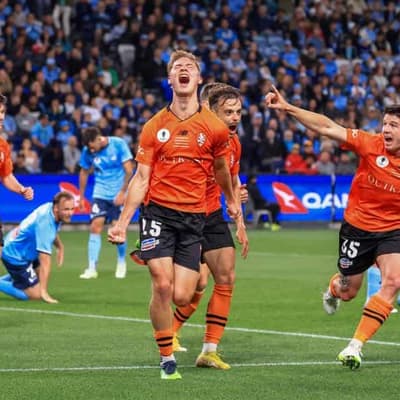 Teen spirit drives Brisbane Roar towards ALM nirvana