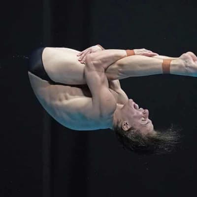 Rousseau to defend world diving title as Paris looms