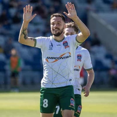 Stamatelopoulos, Taylor star as ALM Jets down Phoenix
